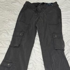 Hollister cargo jeans